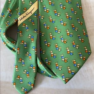 Salvatore ferragamo silk tie birds  Easter